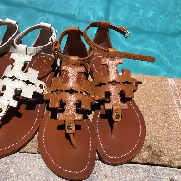 Tory Burch Phoebe Flat Thong Sandals - Picture 4 of 8